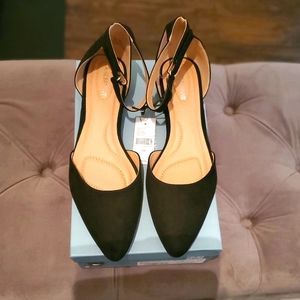 Black Low Heel Dress Shoes